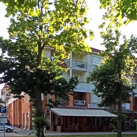 Premium Apartman Hajdúszoboszló Exterior foto